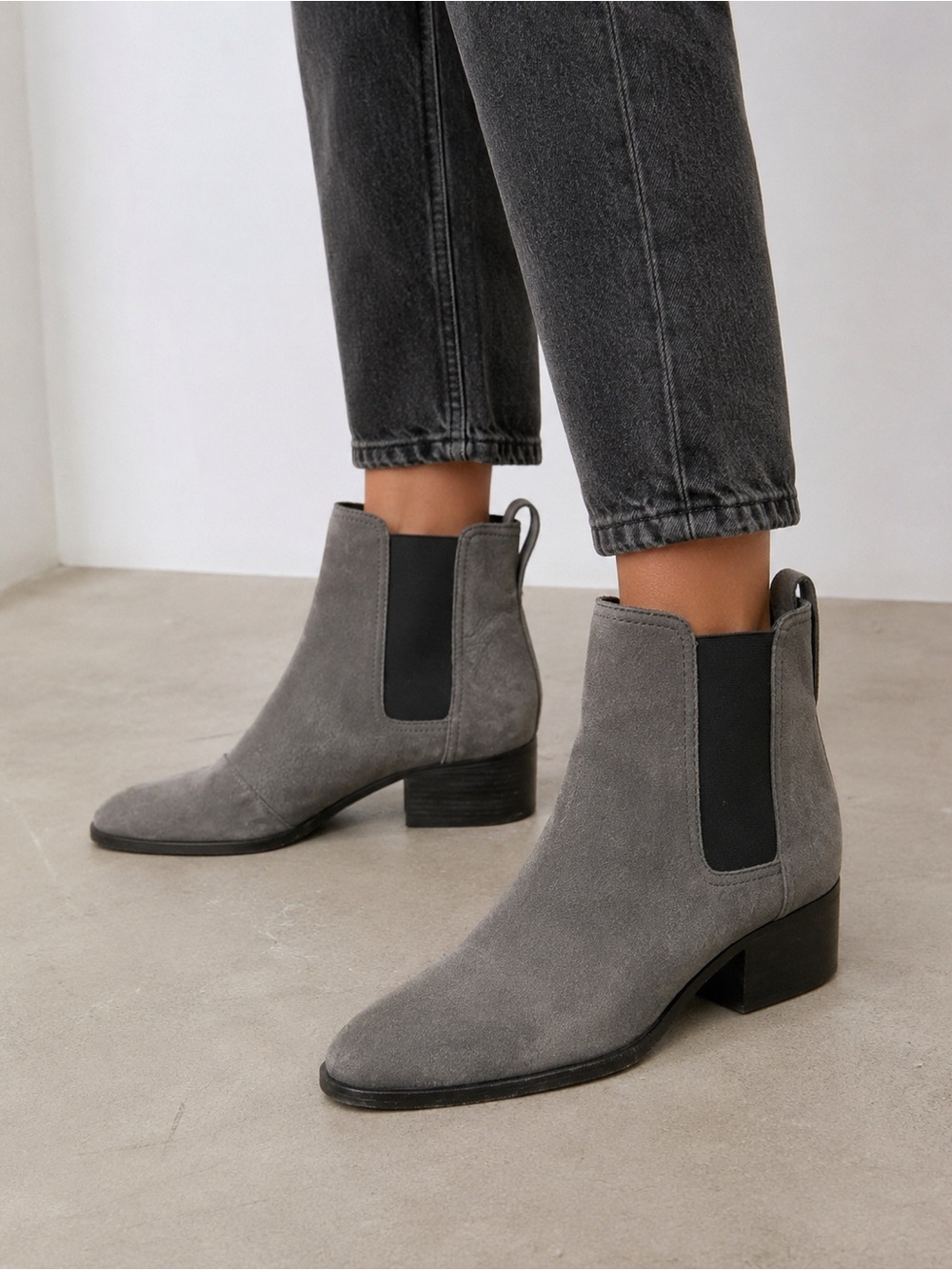 Rag & Bone Walker Chelsea Ankle Boots Gray Leather Size 40